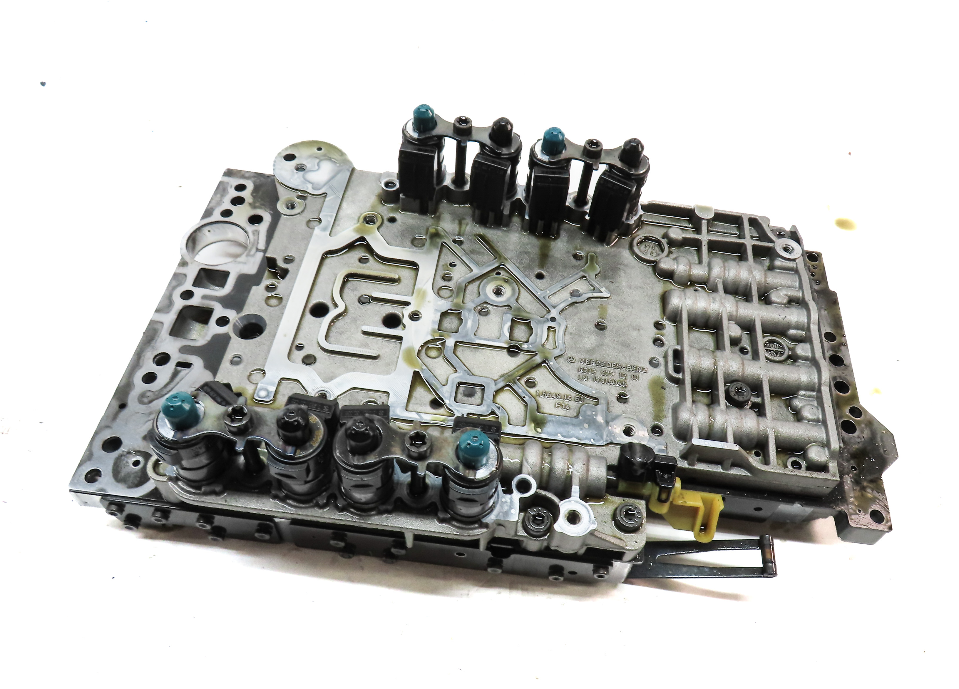 15-18 MERCEDES E350 GLE350 ML350 SLK350 (W166 R172 W212) TRANSMISSION VALVE BODY — exact item pictured
